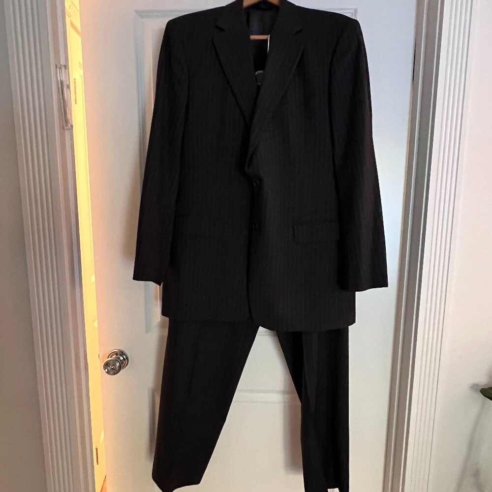 Brooks Brothers 346 Charcoal Gray Pinstriped Suit